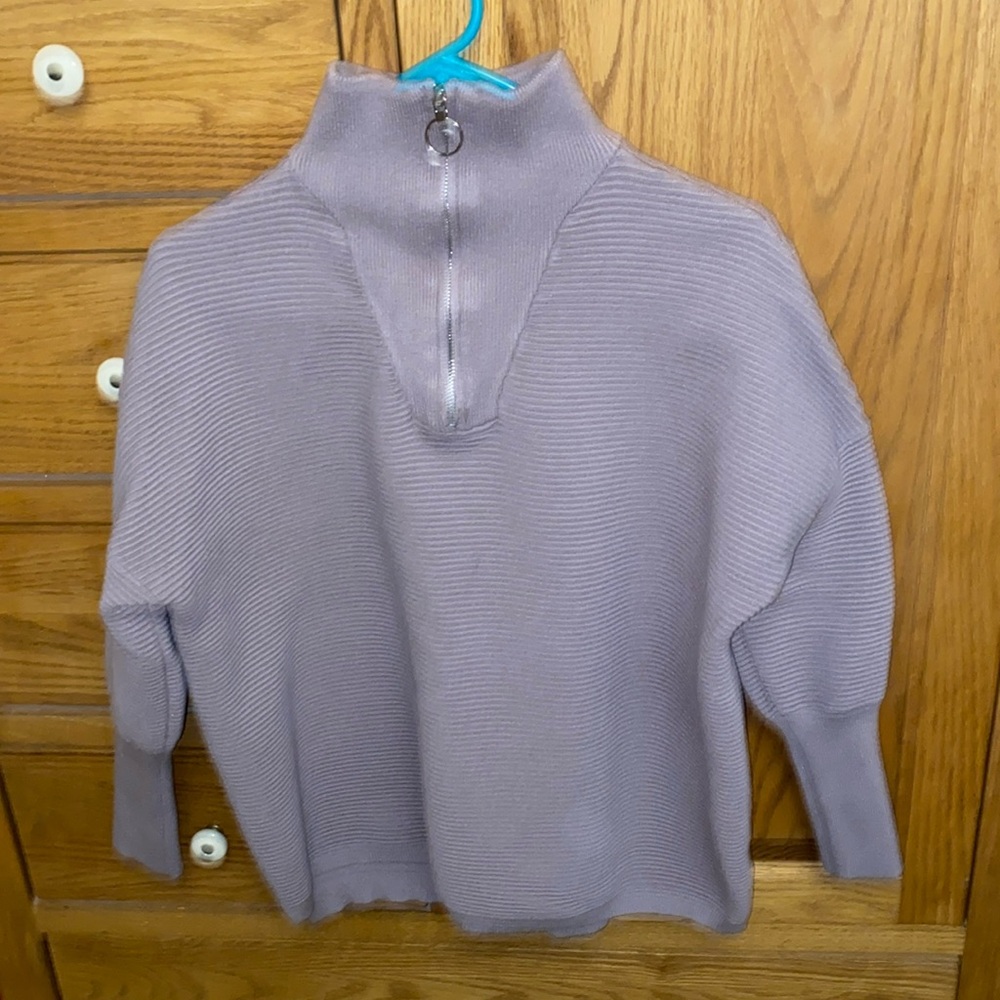 Women’s sweater